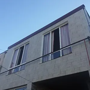 Konukevi Qeti, Batum